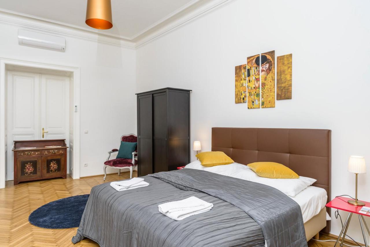Senator Suite Stephansplatz By Ichbucheat Vienne Extérieur photo